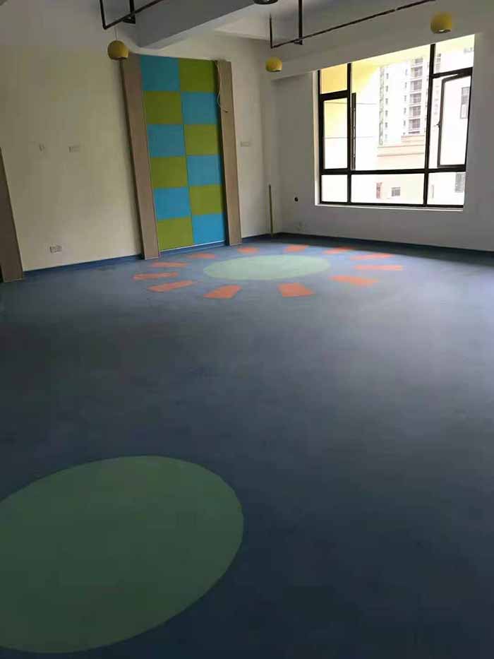 萬(wàn)州某幼兒園PVC地膠造型鋪裝效果